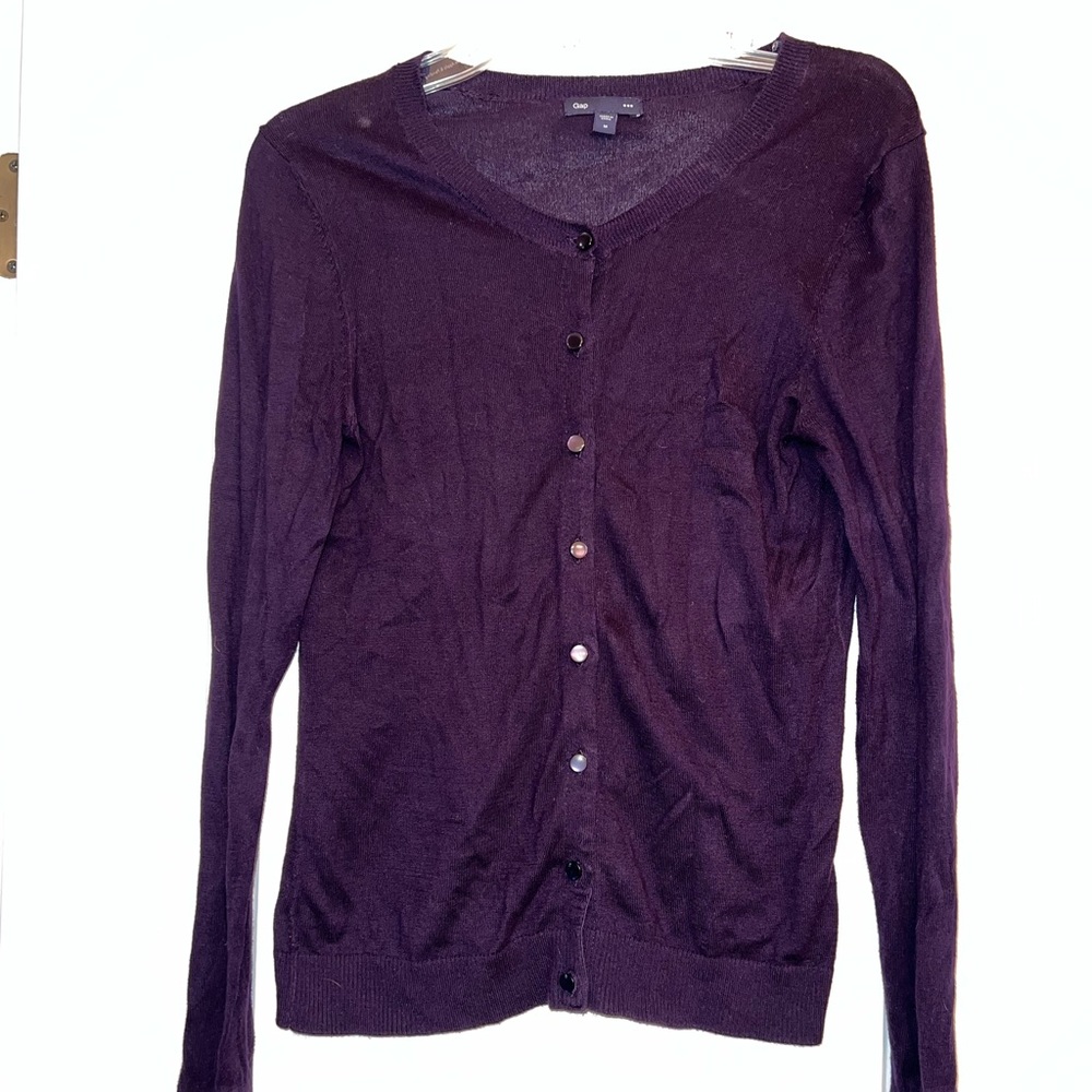 Woman’s sweater lot (4 sweaters)